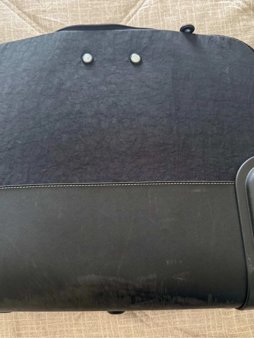 Kipling compact rolling